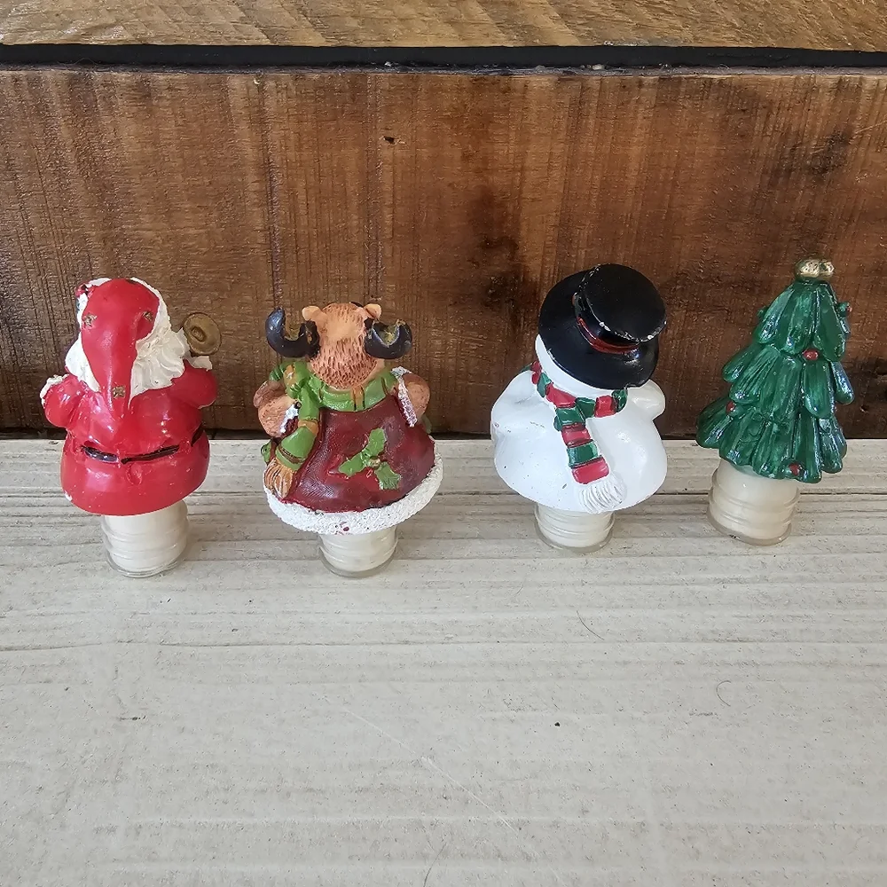 Resin Christmas threaded bottle stoppers - set of 4